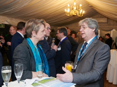 British Glass CEO Dave Dalton alongside Yvette Cooper MP