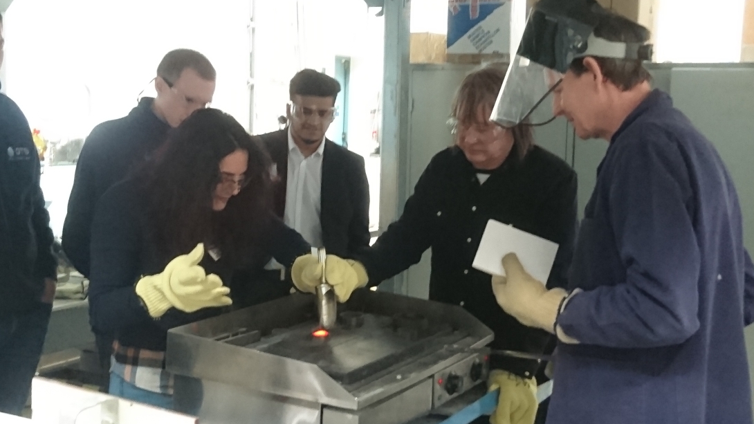 Delegates experience glass in its molten state on the Glass Appreciation course